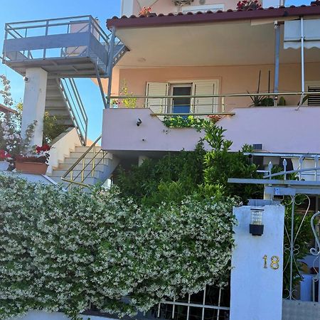 Priam Garden Lägenhet Durrës Exteriör bild
